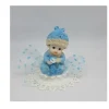 Bimbo con cappellino