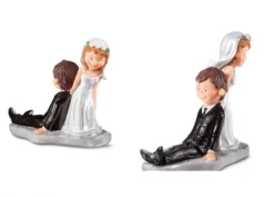 Cake topper sposa trascina sposo