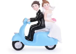 Cake topper sposi in vespa