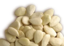Frutta secca: mandorla pelata sicilana