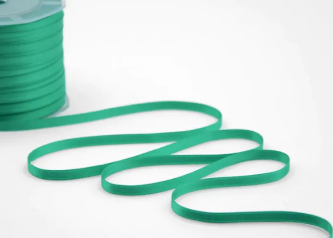 Nastro raso 6 mm verde smeraldo