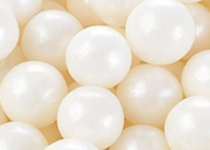 Perle perlescenti bianche