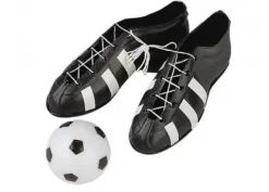 Set scarpette calcio e pallone