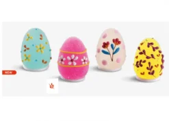 Uova in gelatina per decorazioni dolci pasquali
